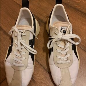 Onitsuka Tiger ACROMOUNT  men’s Sneakers size 44/ US 10